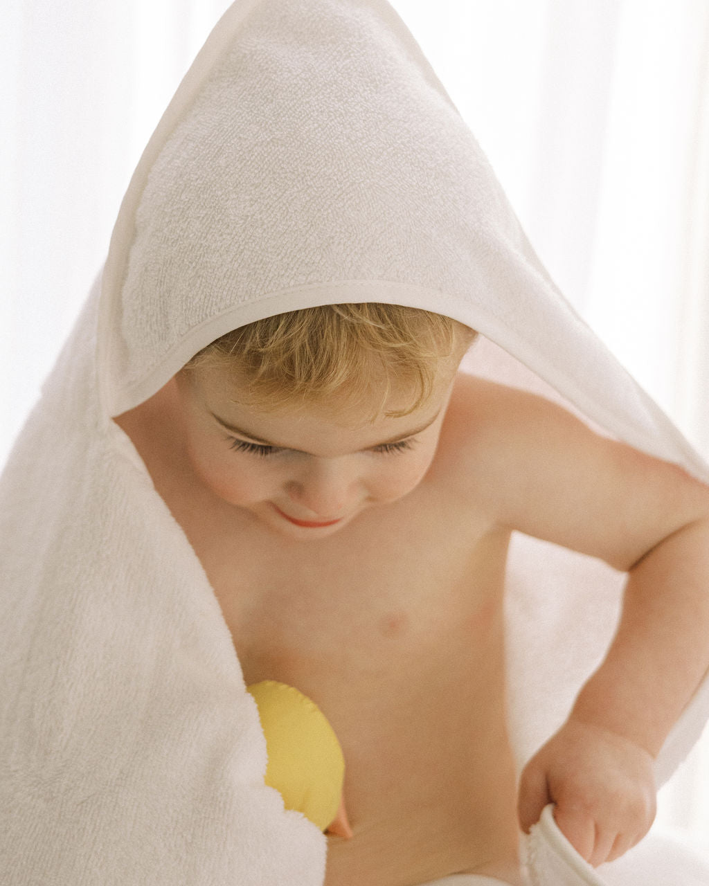 How to Lift a Baby Out of the Bath Safely