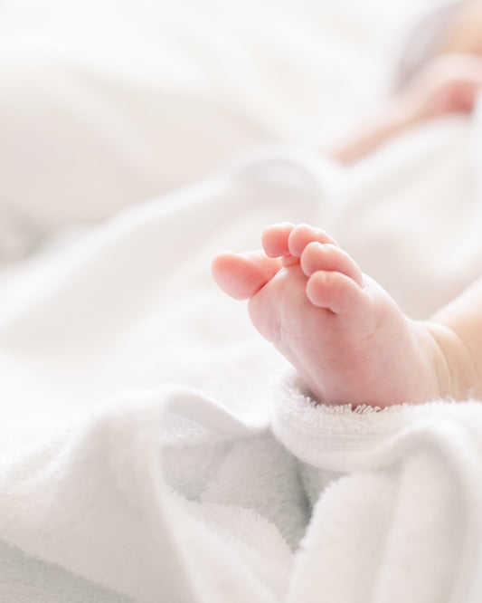 Patting vs. Rubbing: What's Best for Drying Your Baby's Sensitive Skin After Bath Time?