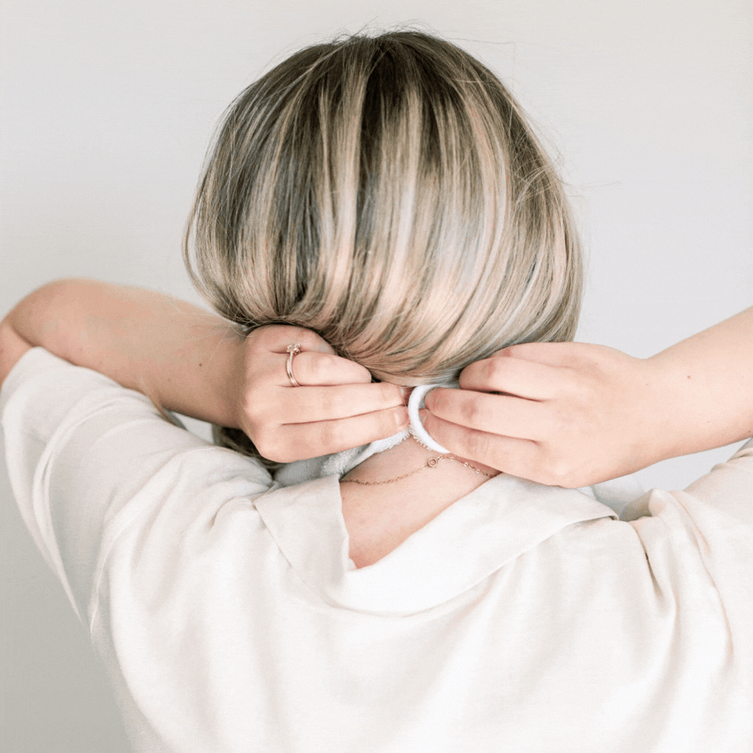 GIF of mother using the Lift, Unsnap Wrap Towel